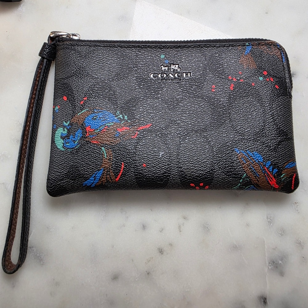 Coach F23608 Bird Print Signature Coated Canvas Corner Zip Wristlet Black